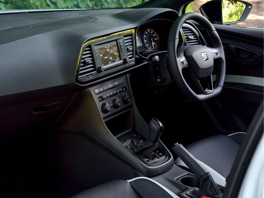  Seat Leon SC Cupra 2014 года  (UK) (фото 10 из 28)